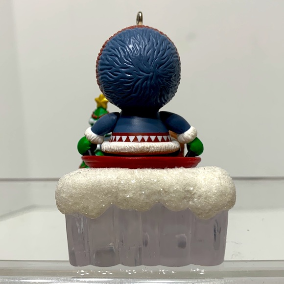 FROSTY FRIENDS Hallmark Keepsake 29 ornament - Picture 5 of 12